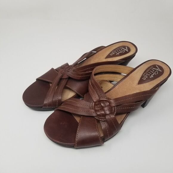 CLARKS Artisan Collection Heeled Sandal Brown size 7M. Leather upper. - Picture 16 of 16